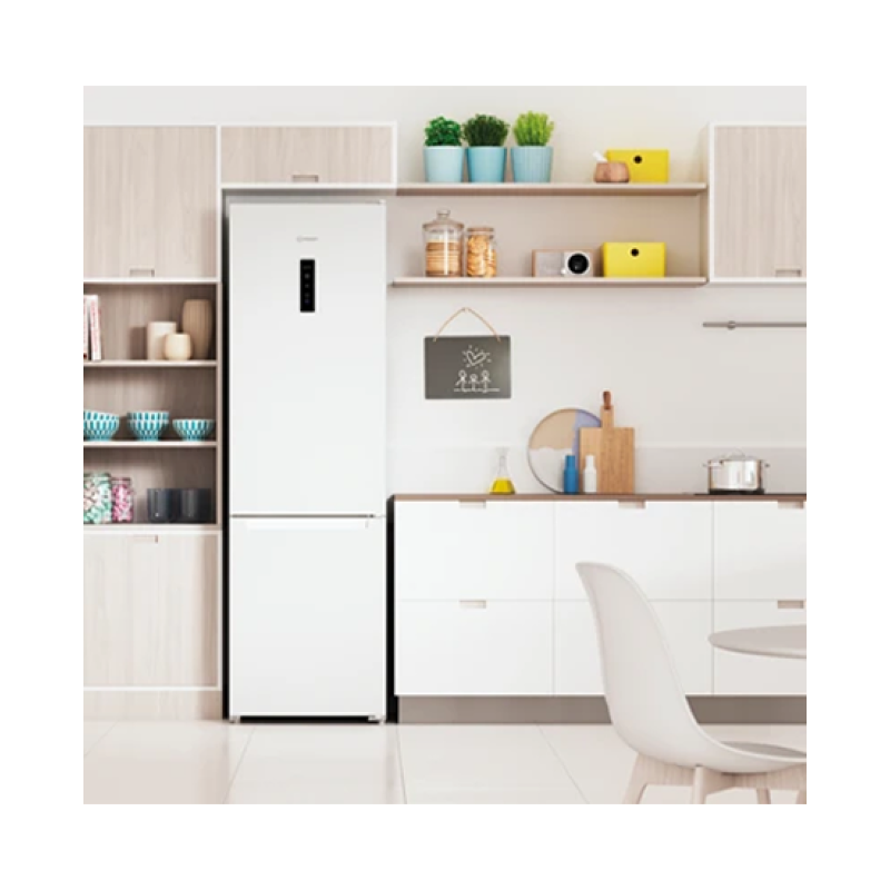 Холодильник Indesit ITS 5200 W