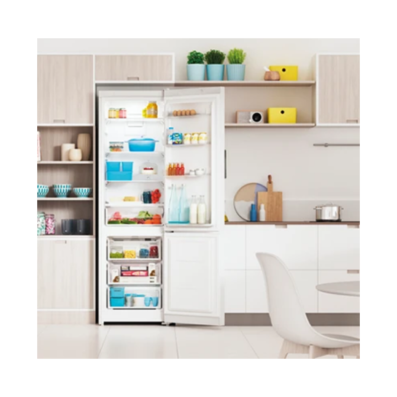 Холодильник Indesit ITS 5200 W